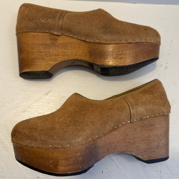 Kirk-ease suede wedge clogs - Picture 6 of 14